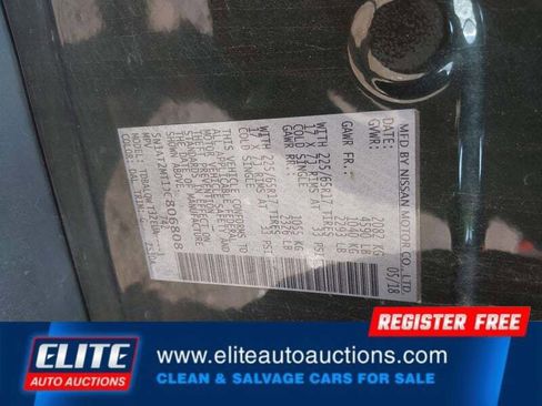 Used 2018 Nissan Rogue SV FWD image 17