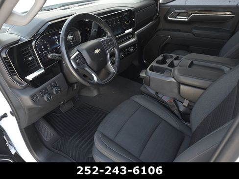 Used 2023 Chevrolet Silverado 1500 LT image 8