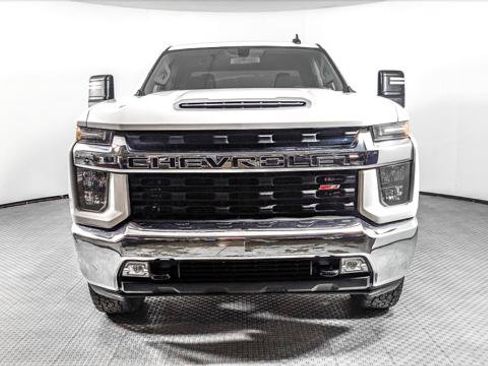 Used 2022 Chevrolet Silverado 2500 LT w/ Convenience Package AWD/4WD image 13