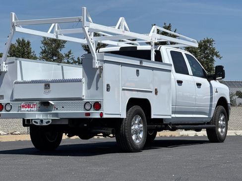 New 2026 RAM 3500 Tradesman w/ Chrome Appearance Group A AWD/4WD image 3