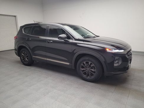 Used 2019 Hyundai Santa Fe SE image 11