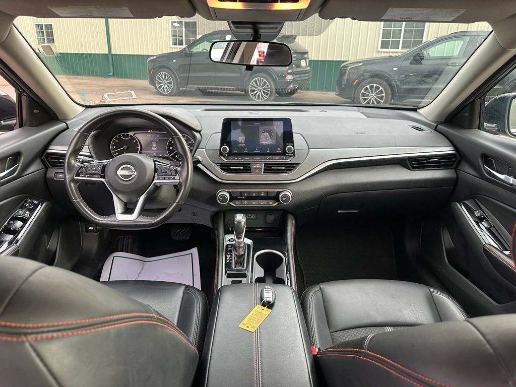 Used 2024 Nissan Altima 2.5 SR AWD/4WD image 26