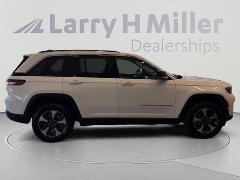 Used 2024 Jeep Grand Cherokee Limited 4xe AWD/4WD image 6