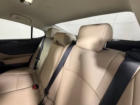 Used 2021 Lexus ES 350 w/ Premium Package FWD image 27