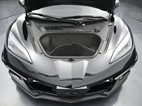 Used 2023 Chevrolet Corvette Stingray Coupe w/ Z51 Performance Package RWD image 19