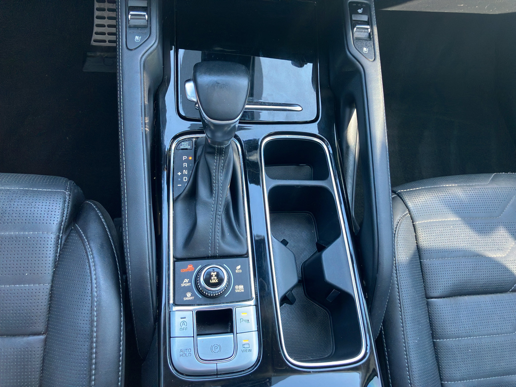 Used 2022 Kia Telluride SX w/ SX Prestige Package AWD/4WD image 26