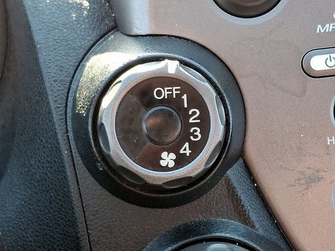 Used 2013 Honda Fit image 21