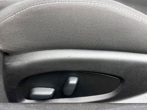 Used 2020 Chevrolet Camaro LT w/ RS Package image 30