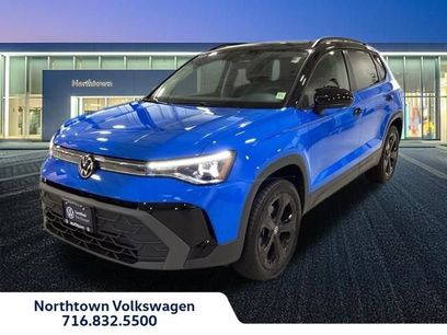 Used 2025 Volkswagen Taos SE