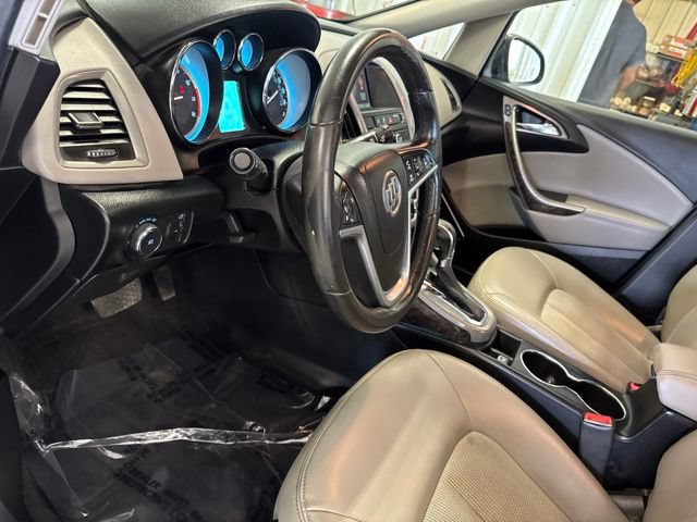 Used 2014 Buick Verano Convenience FWD image 28