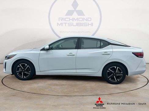 Used 2024 Nissan Sentra SV FWD image 6