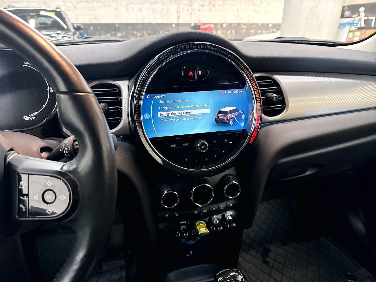 Used 2024 MINI Cooper SE FWD image 9