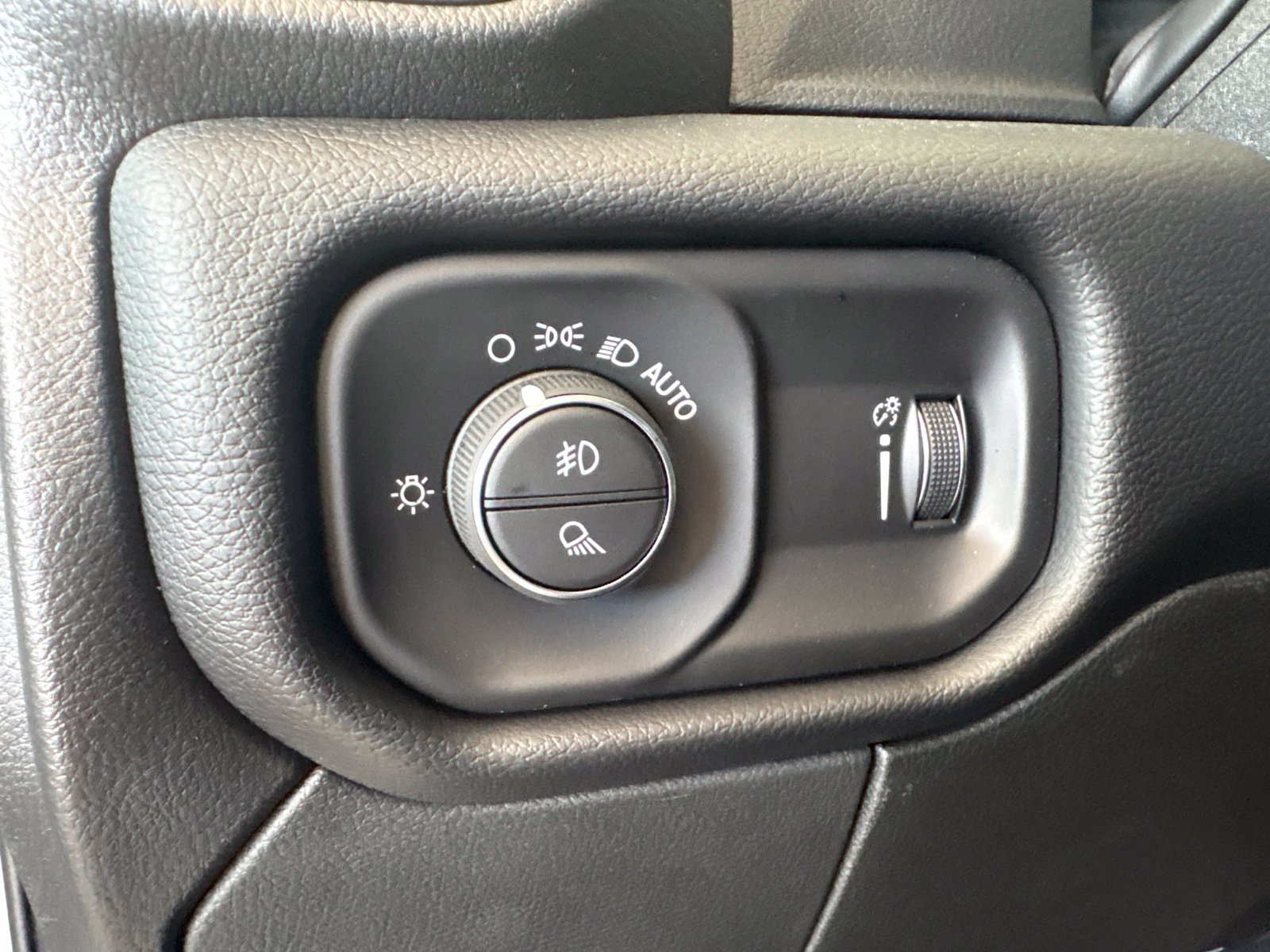 New 2026 RAM 3500 Lone Star AWD/4WD image 12