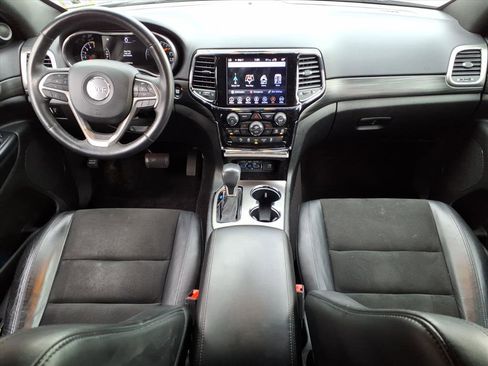 Used 2019 Jeep Grand Cherokee Altitude image 9