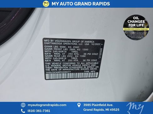 Used 2023 Volkswagen Atlas Cross Sport SE image 40