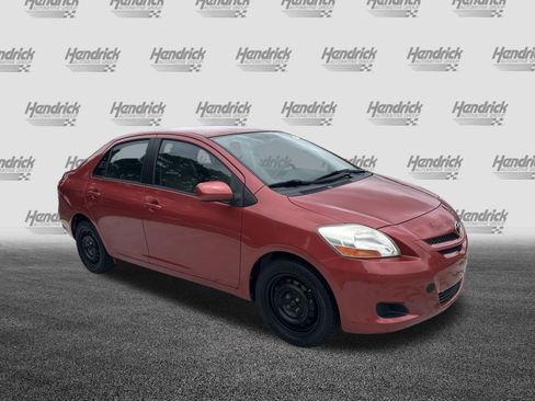 Used 2008 Toyota Yaris Sedan FWD image 2