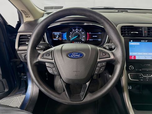 Used 2019 Ford Fusion SE image 13