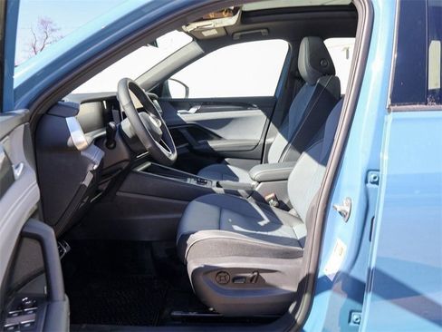 New 2026 Volkswagen Tiguan SE R-Line AWD/4WD image 12