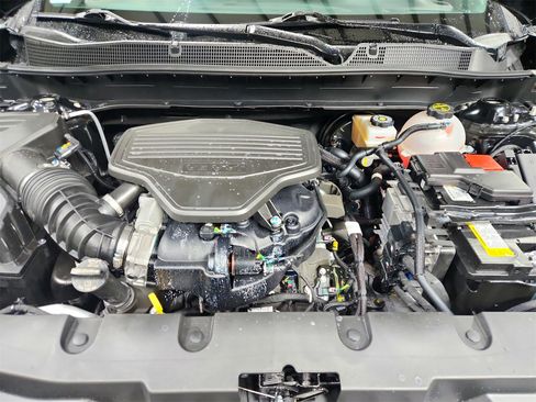 Used 2025 Chevrolet Blazer RS image 17