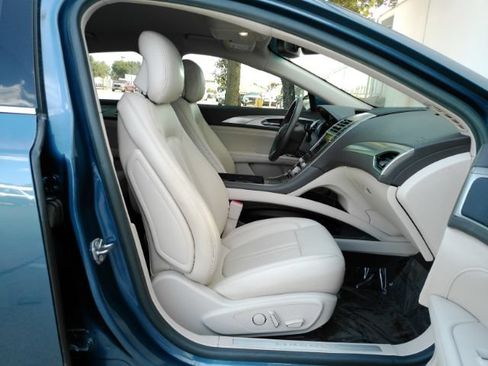 Used 2019 Lincoln MKZ Premiere FWD image 20