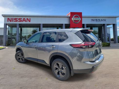 New 2026 Nissan Rogue SV AWD/4WD image 2