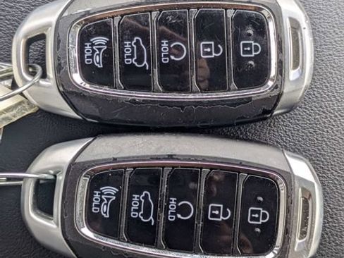 Used 2021 Hyundai Palisade Limited FWD image 34