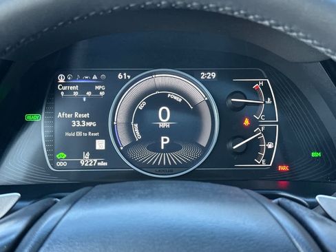 Used 2023 Lexus ES 300h w/ Premium Package image 27