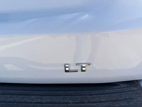 Used 2021 Chevrolet Tahoe LT image 30