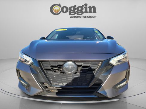 Certified 2022 Nissan Sentra SR w/ Midnight Edition image 5