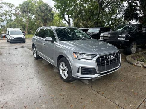 Used 2022 Audi Q7 3.0T Premium w/ Convenience Package image 4