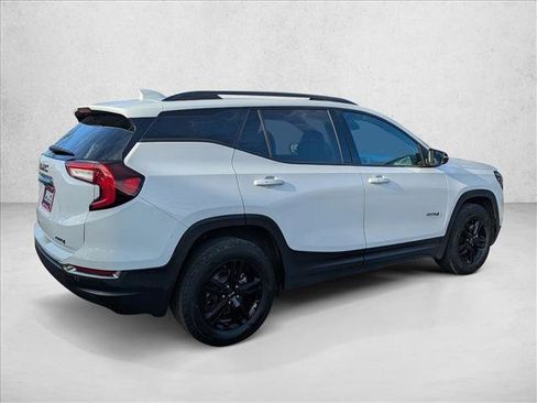 Used 2023 GMC Terrain AT4 image 5