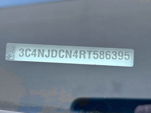 Used 2024 Jeep Compass Limited image 32