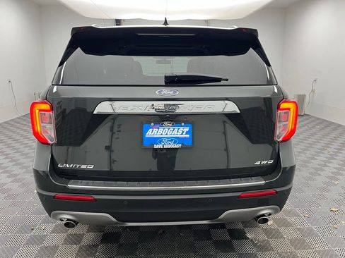 Certified 2023 Ford Explorer Limited w/ Equipment Group 301A image 10