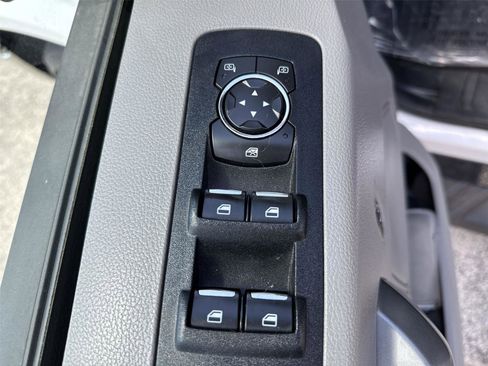 Used 2019 Ford F150 XLT AWD/4WD image 12