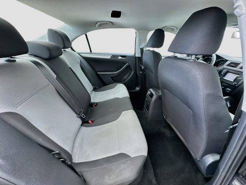 Used 2017 Volkswagen Jetta S FWD image 17