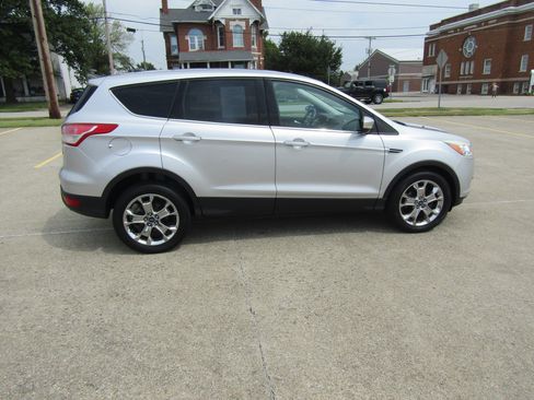 Used 2013 Ford Escape SEL FWD image 2