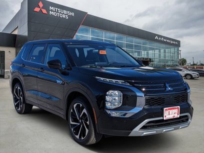 New 2025 Mitsubishi Outlander SE
