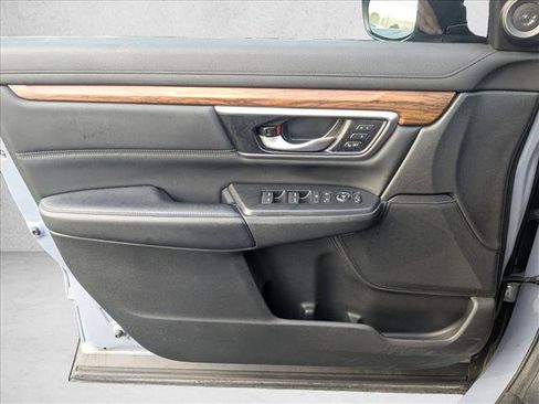 Used 2022 Honda CR-V Touring image 14