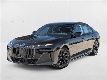 New 2025 BMW 740i w/ Premium Package