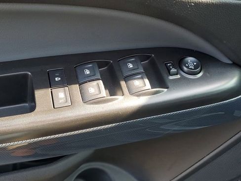 Certified 2022 Chevrolet Colorado Z71 AWD/4WD image 16