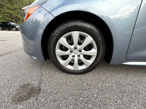 Used 2021 Toyota Corolla LE image 28