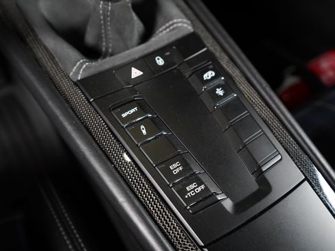 Used 2018 Porsche 911 GT3 RWD image 85