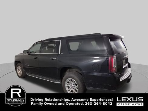 Used 2016 GMC Yukon XL SLT AWD/4WD image 10