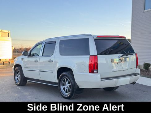 Used 2014 Cadillac Escalade ESV Luxury image 11