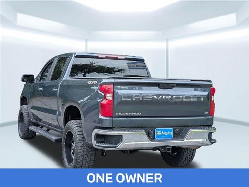 Used 2020 Chevrolet Silverado 1500 LT w/ Fleet Comfort Package AWD/4WD image 4