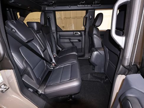 New 2026 Ford Bronco Outer Banks AWD/4WD image 15