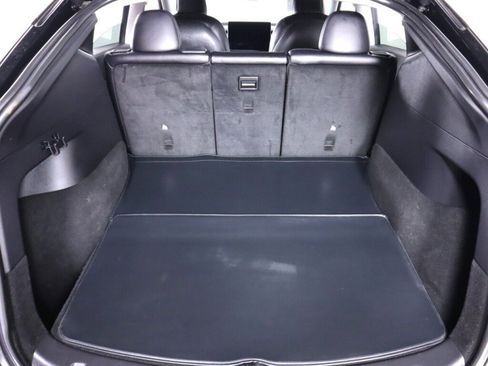 Used 2022 Tesla Model Y Long Range AWD/4WD image 33