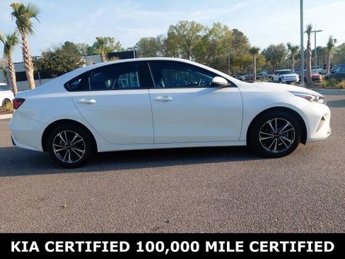 Certified 2023 Kia Forte LXS w/ LXS Technology Package image 4