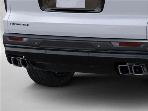 New 2026 Chevrolet Traverse LT FWD image 14