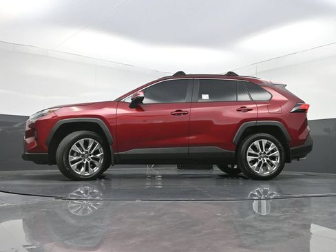 Used 2025 Toyota RAV4 XLE Premium FWD image 27